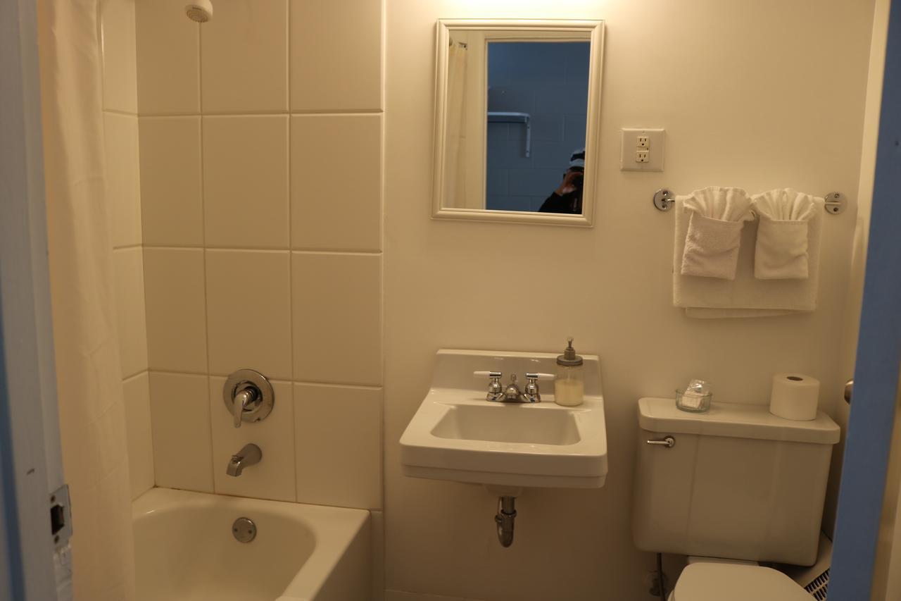 Manitou Motor Inn Ngoại thất bức ảnh