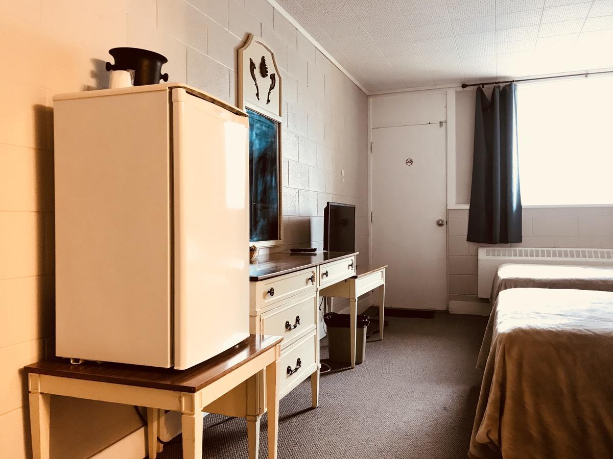 Manitou Motor Inn Ngoại thất bức ảnh